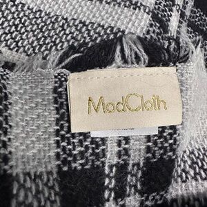Modcloth Black and White Checkered Scarf